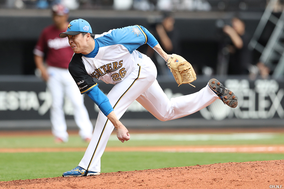 9回、三番手の田中正投手