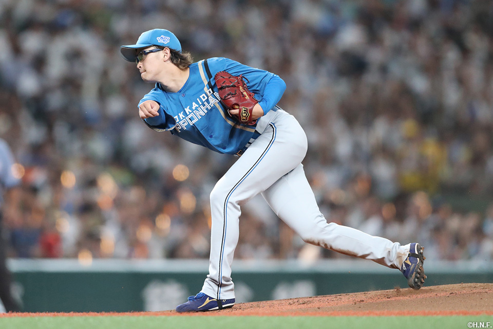 先発の鈴木投手