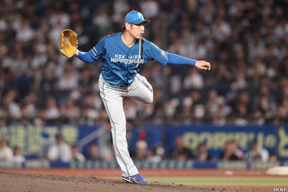 先発の加藤貴投手02