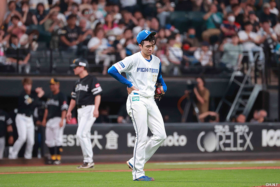 7回表、逆転を許した上沢投手