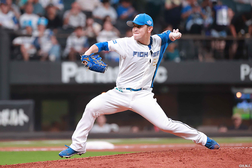 8回、二番手の河野投手