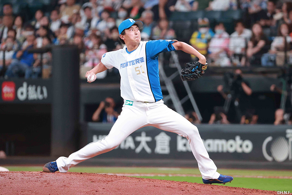 5回、二番手の石川投手02