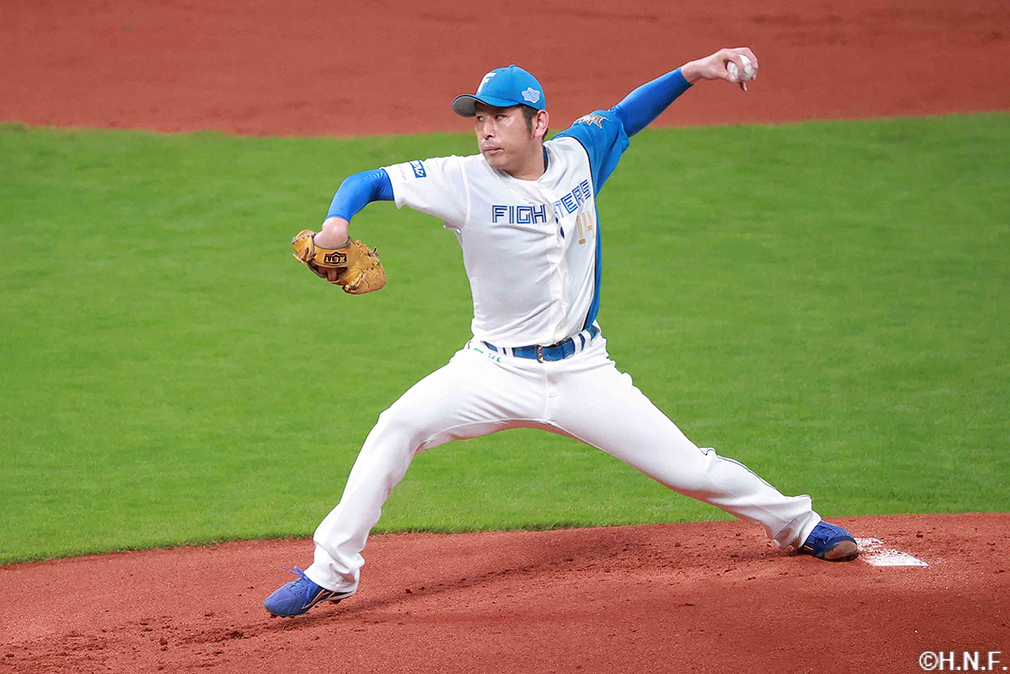 先発の加藤貴投手01