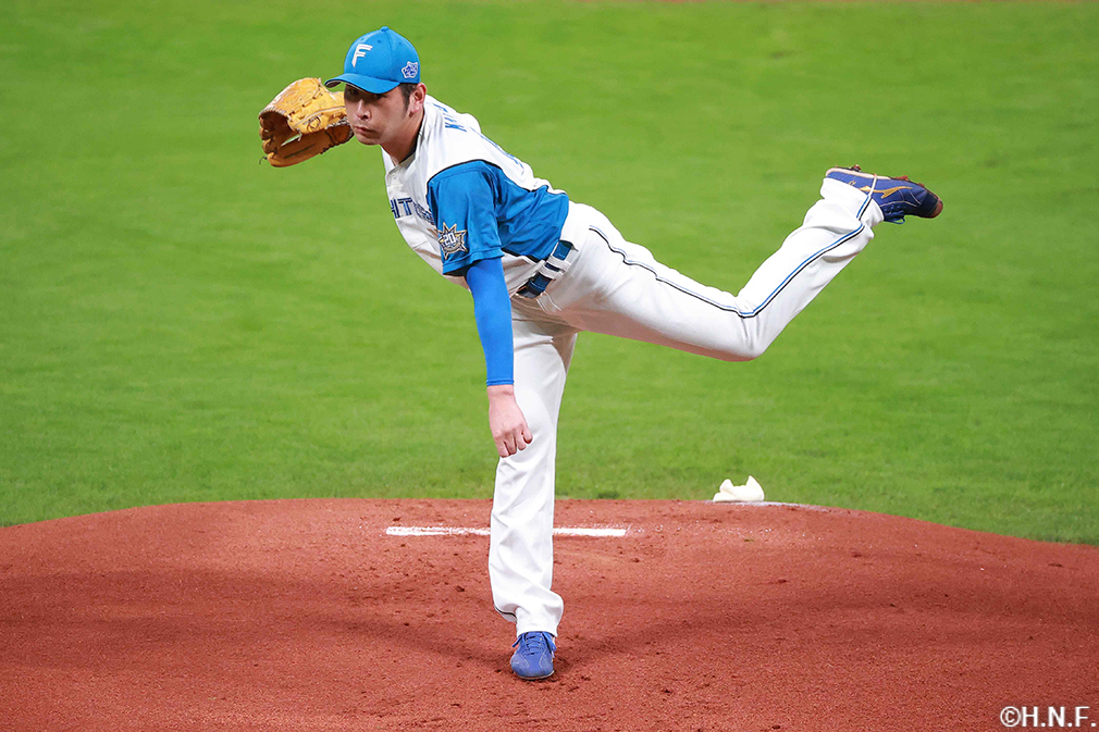 先発の加藤貴投手02