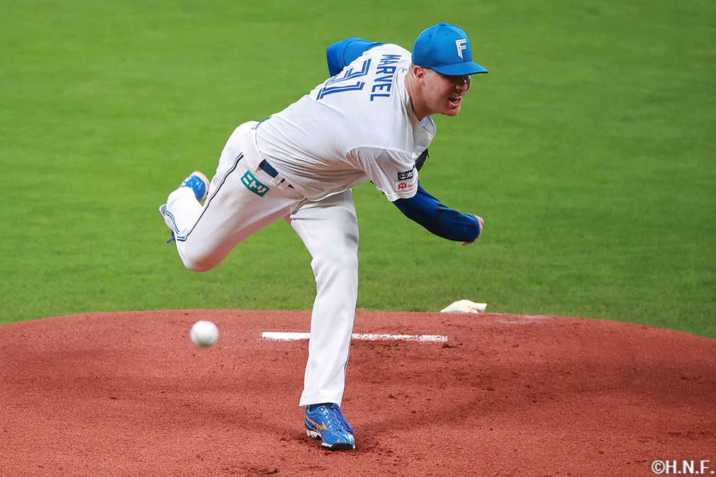 先発のマーベル投手01