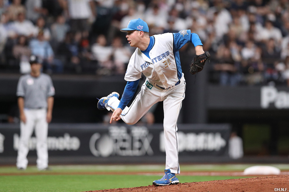 4回、二番手のマーベル投手