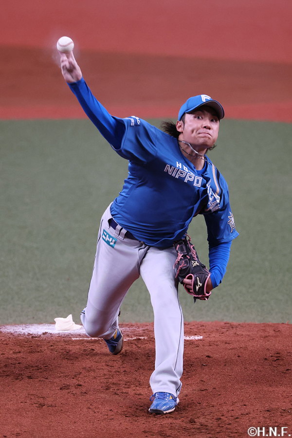 先発の伊藤投手