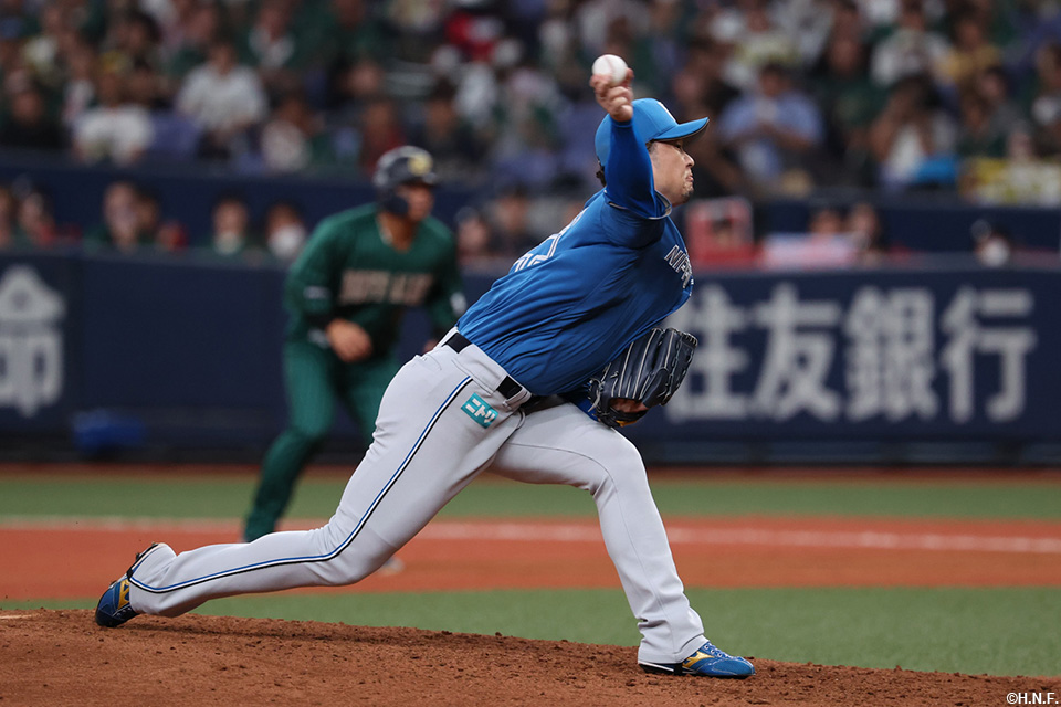 10回、三番手の池田投手