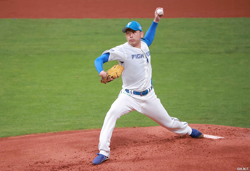 先発の加藤貴投手01