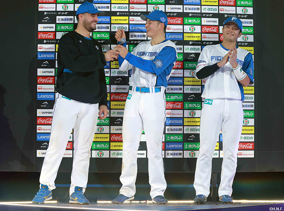 ヒーローの3選手02