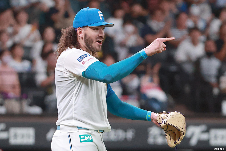 先発のポンセ投手04