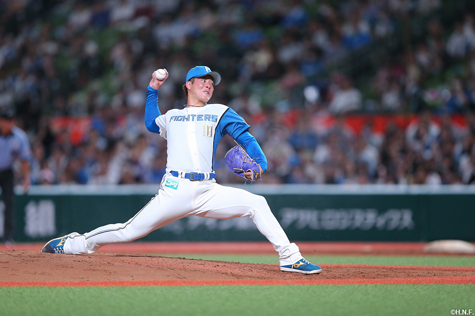 8回、三番手の吉田投手03