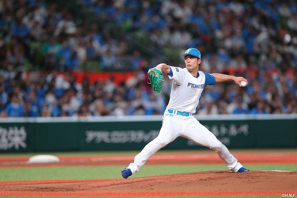 先発の上原投手01