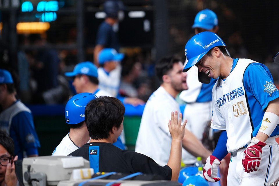 6回表、生還した五十幡選手