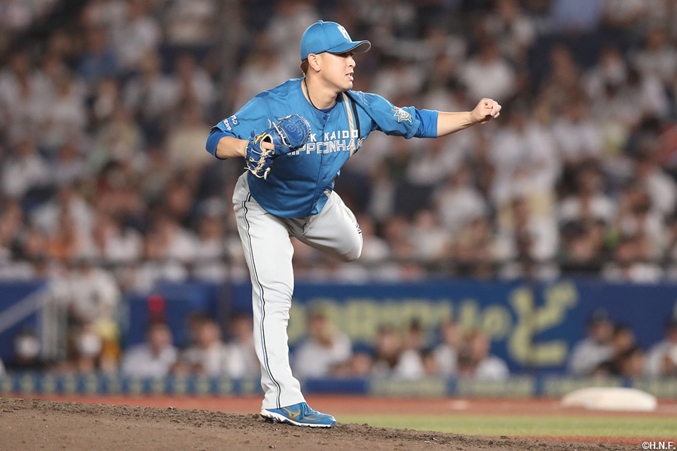 7回、二番手の河野投手</div>
<div class=