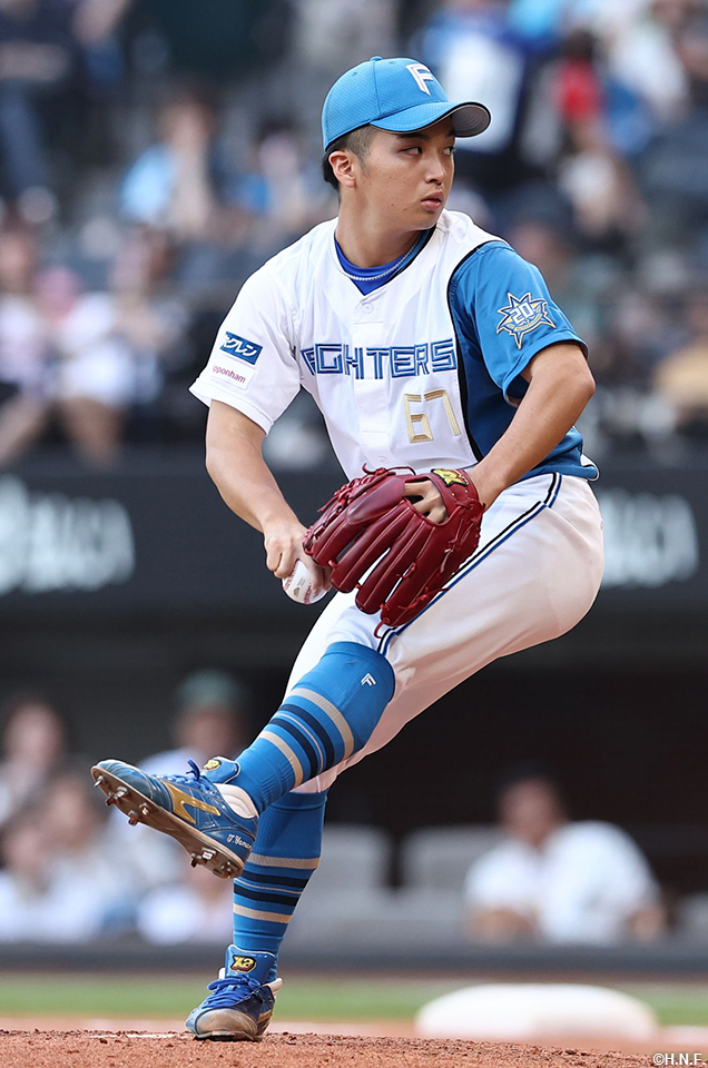 8回、三番手の山本拓投手