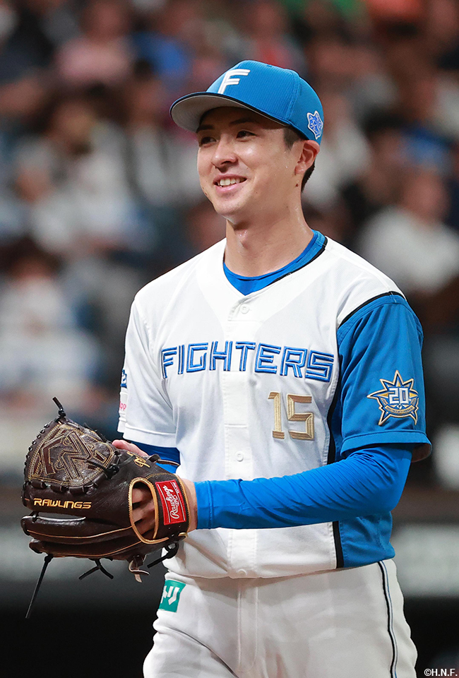 5回表を抑えた上沢投手