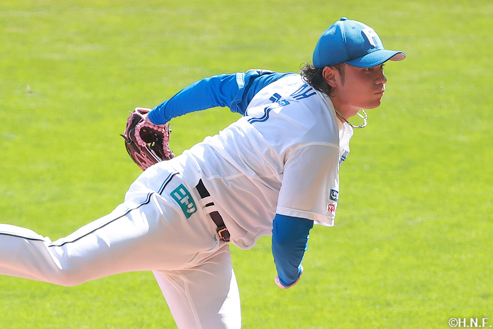 先発の伊藤投手05