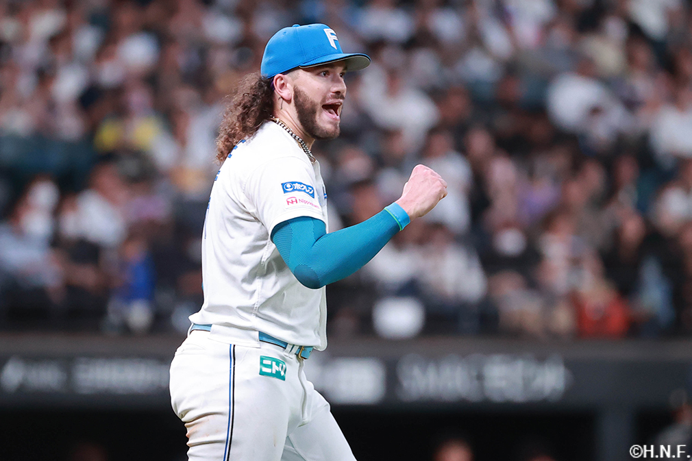 先発のポンセ投手04