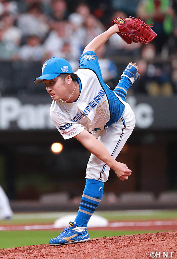 6回、二番手の山本拓投手