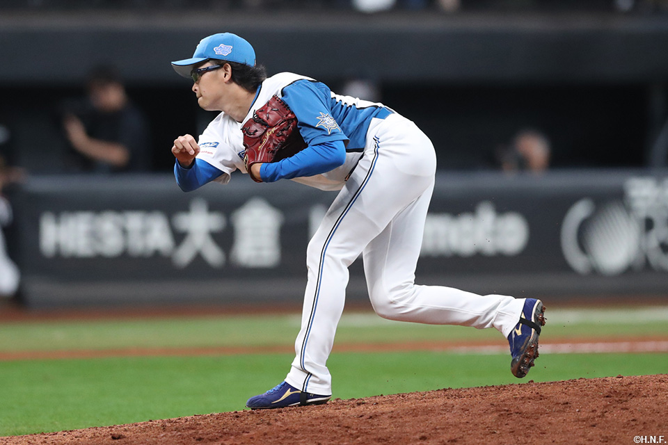 6回、二番手の鈴木投手