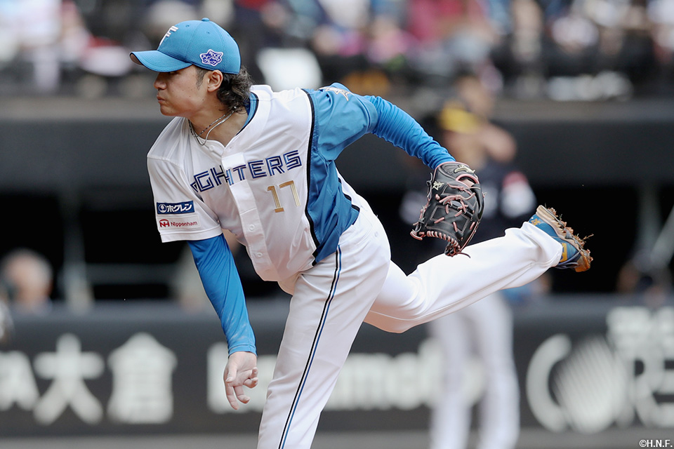 先発の伊藤投手01