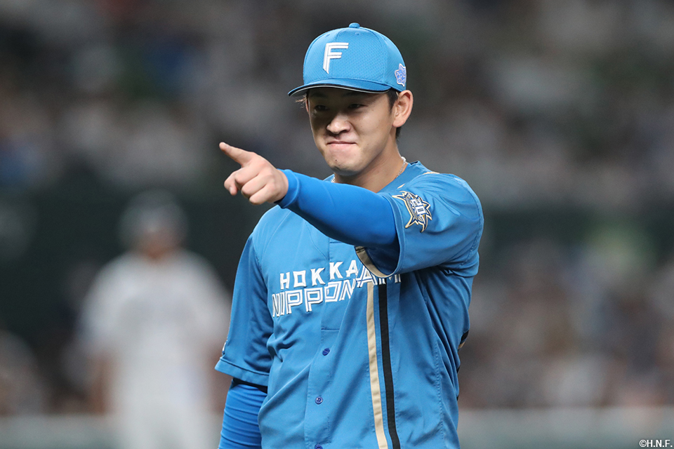 8回裏、ピンチで登板し併殺に打ち取った北浦投手