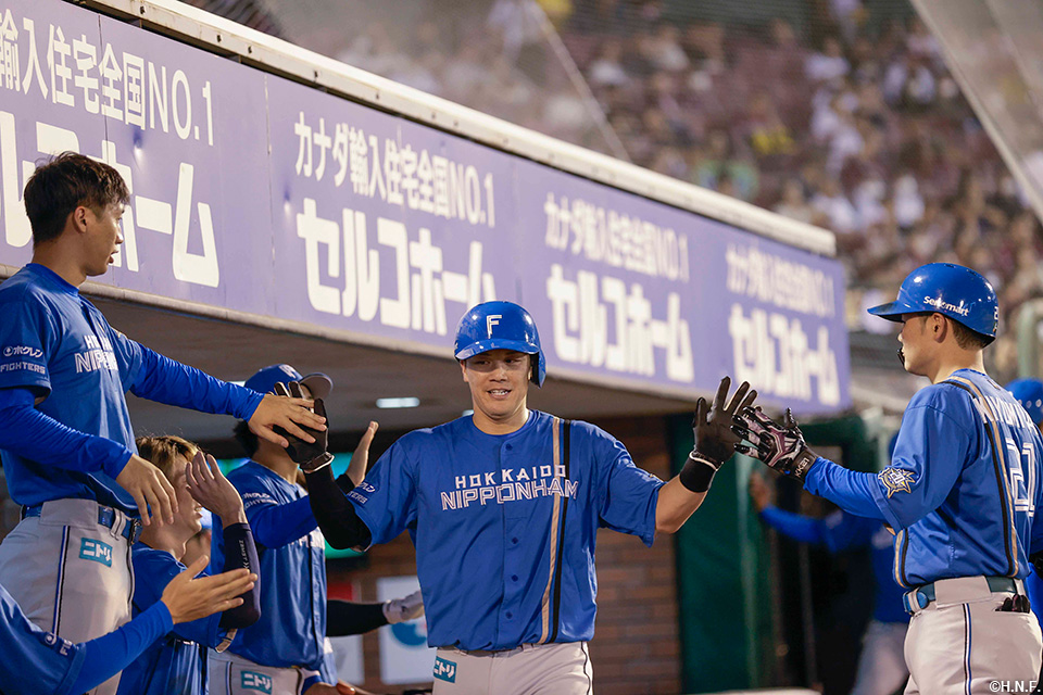 9回表、生還した伏見選手