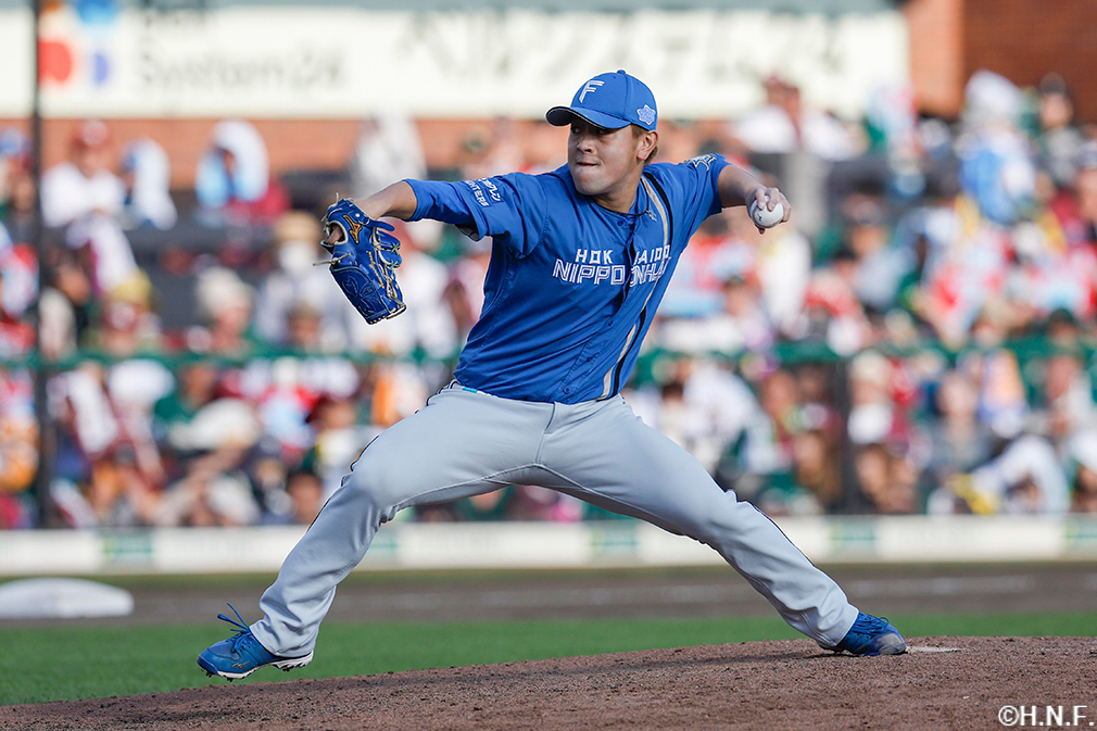 8回、四番手の河野投手