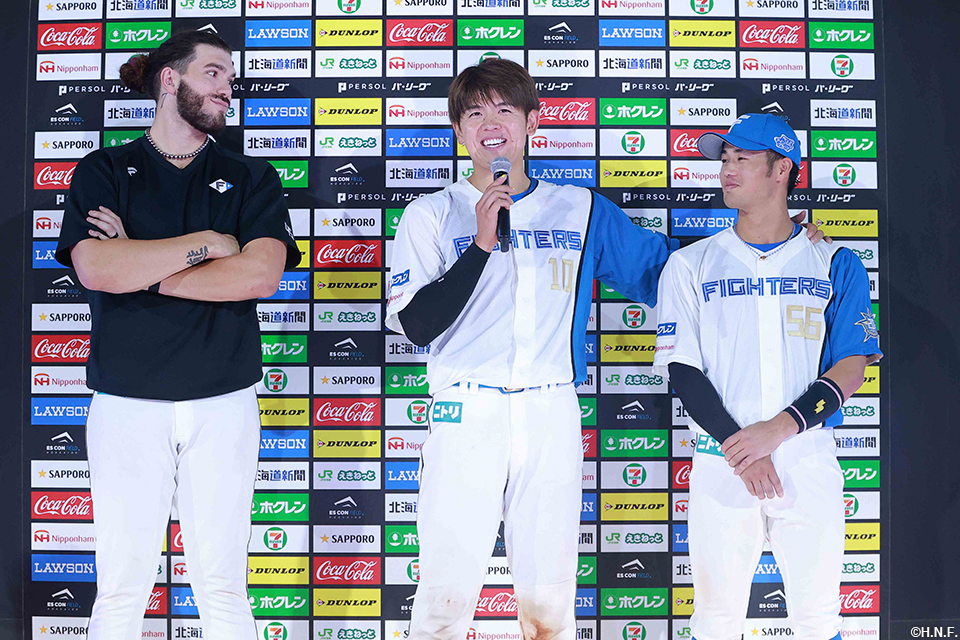 ヒーローの3選手01