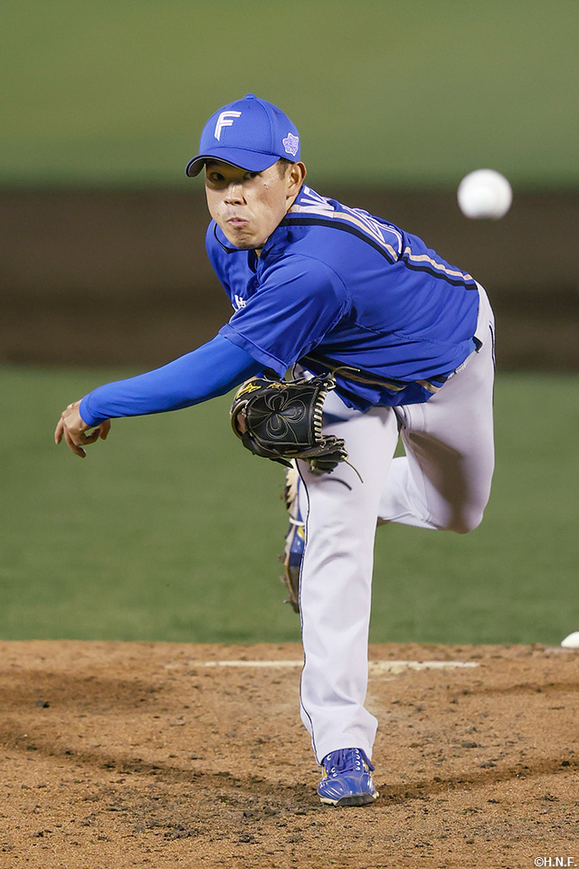 先発の根本投手02