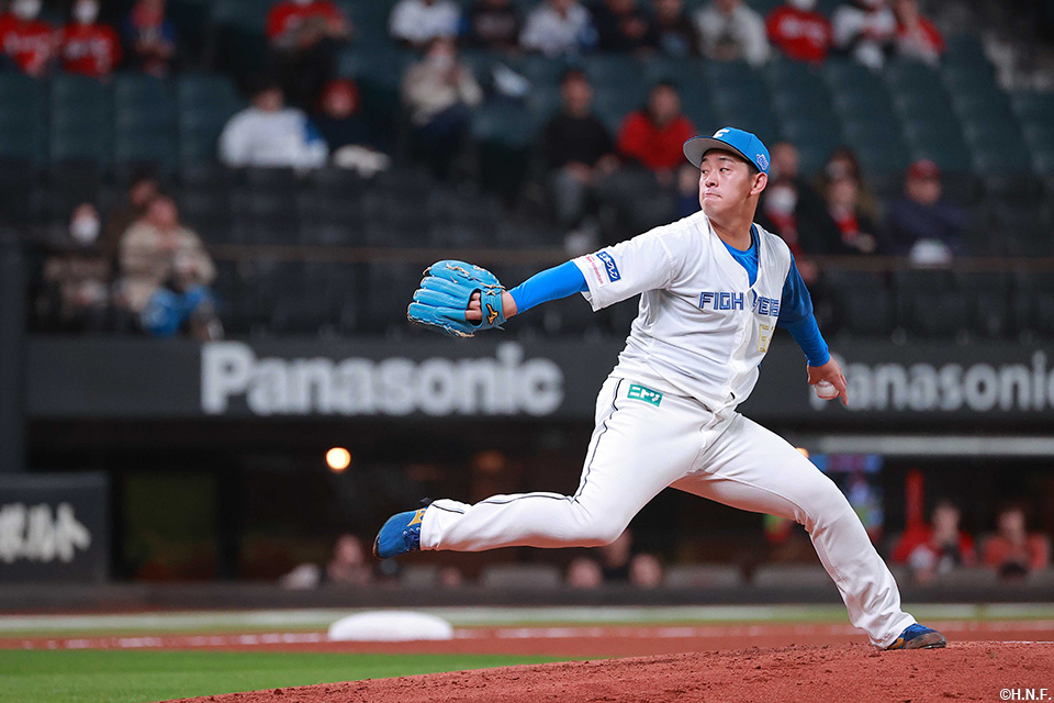 5回、二番手の北浦投手01