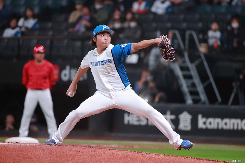 先発の伊藤投手02