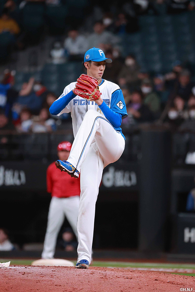 7回、三番手の福島投手06