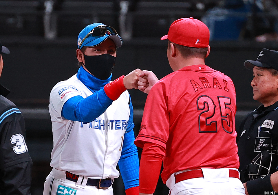 新庄監督とカープ新井監督