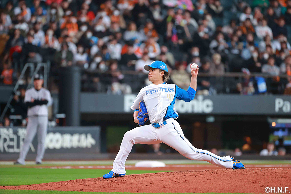 3回、二番手の福田俊投手01