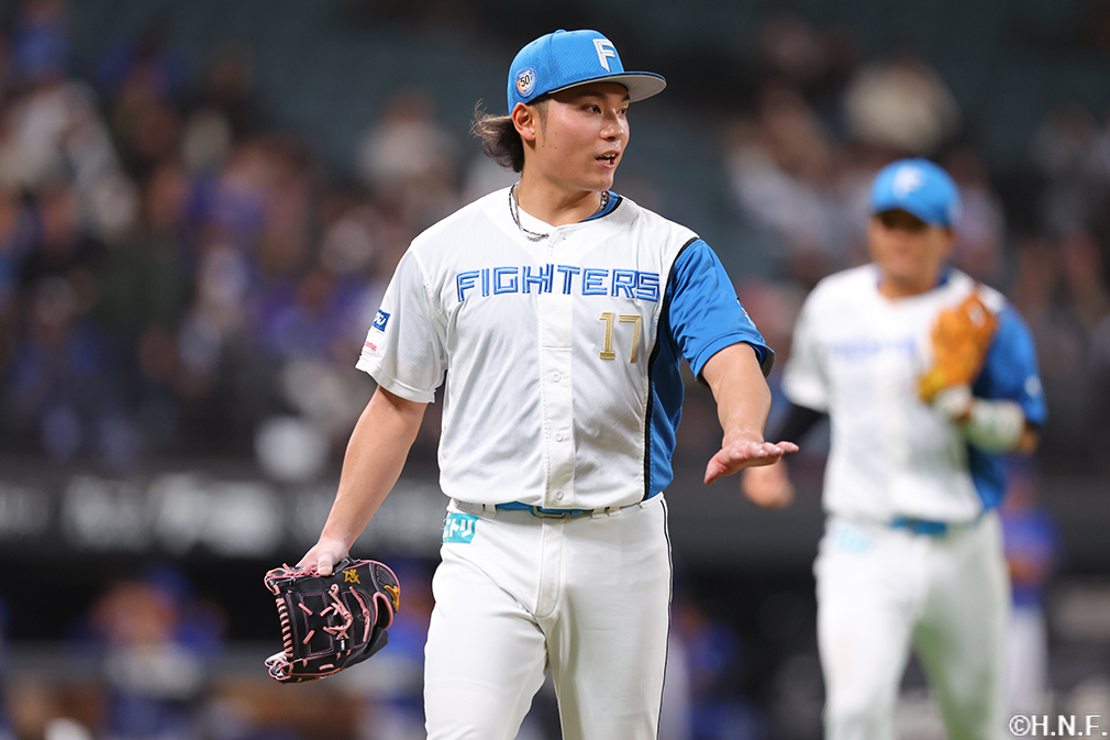 先発の伊藤投手03