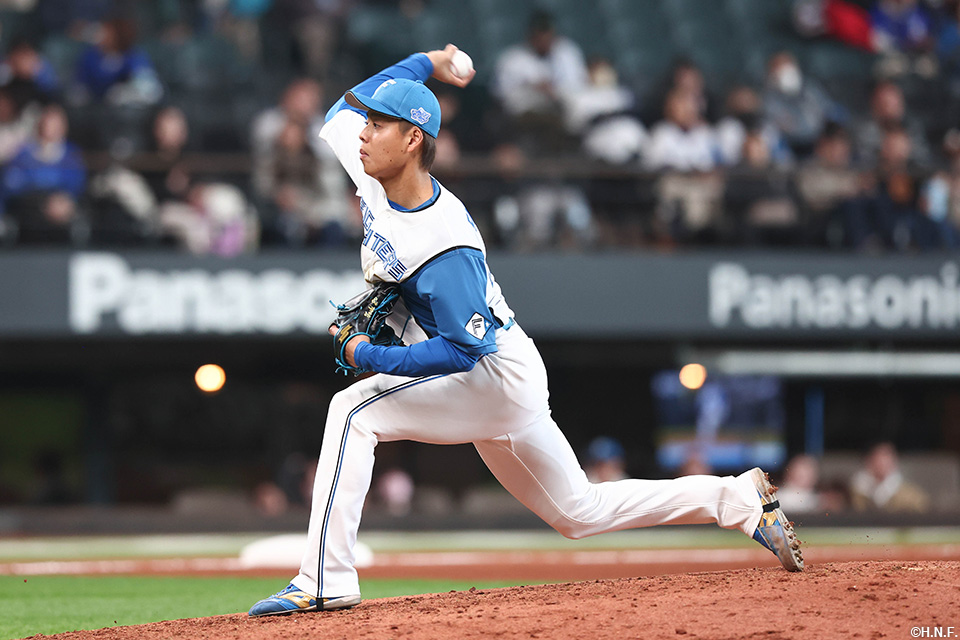 9回、五番手の杉浦投手