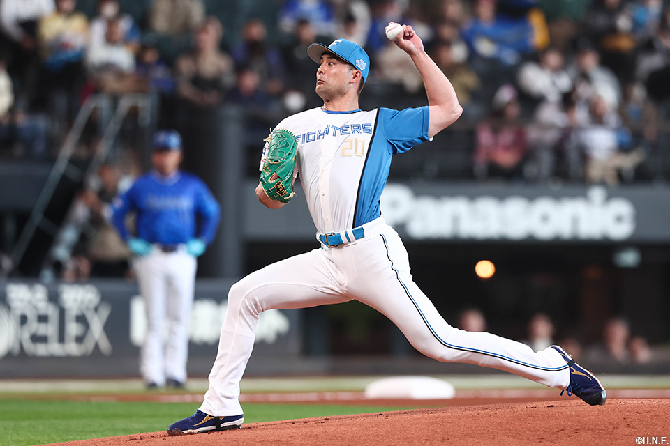 先発の上原投手01