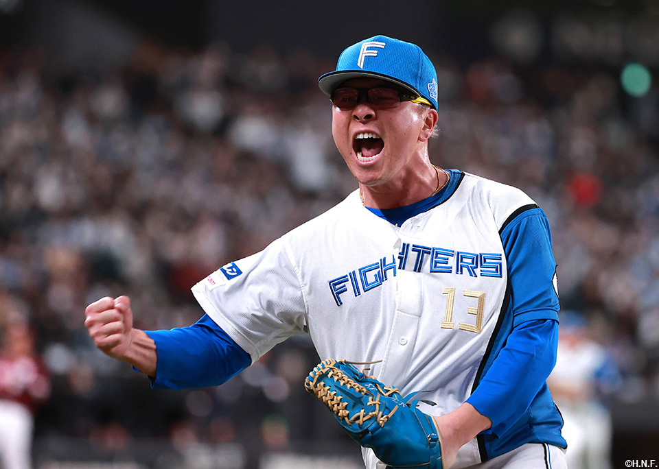 7回表、ピンチを抑えた生田目投手