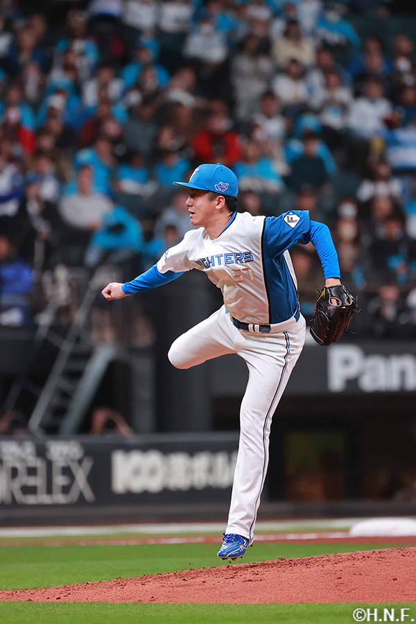 先発の北山投手04