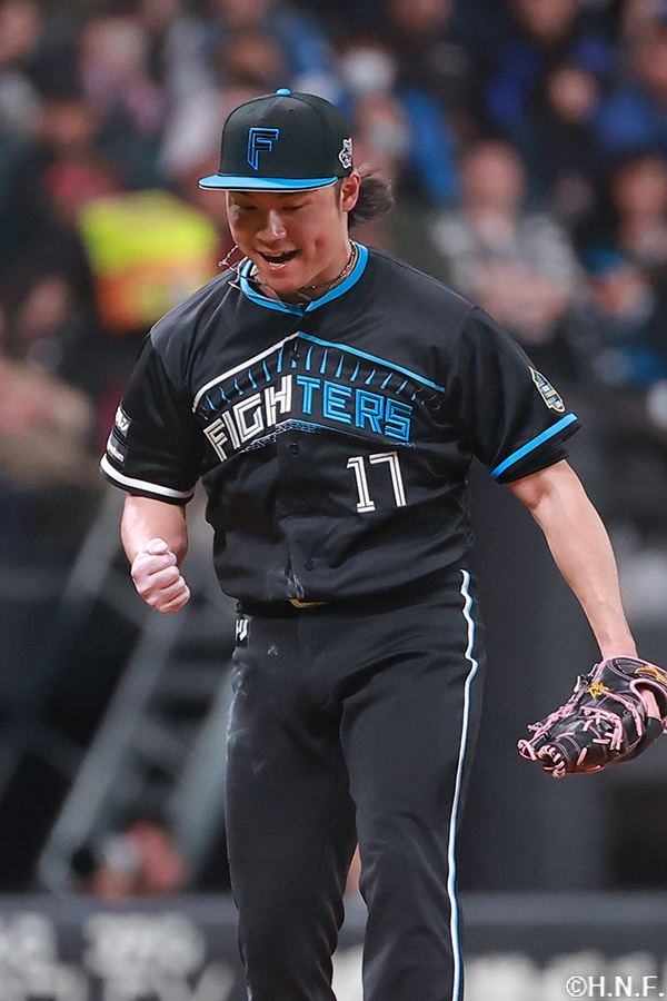 先発の伊藤投手02