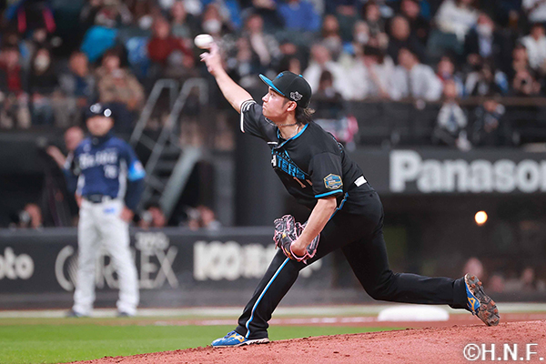 先発の伊藤投手03