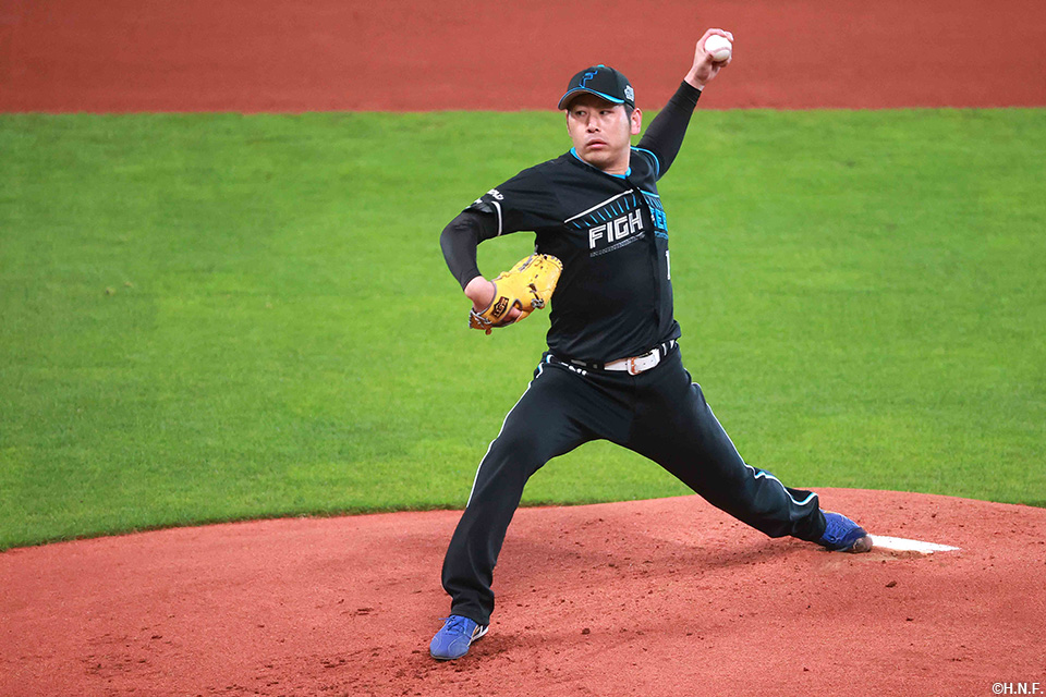 先発の加藤貴投手02