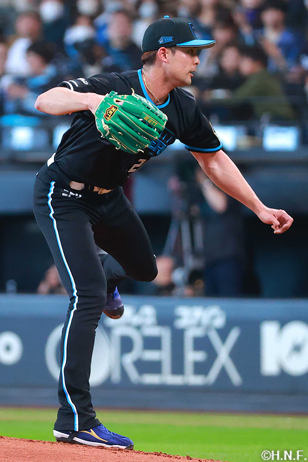 先発の上原投手01