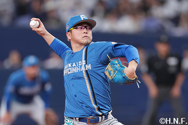 3回、二番手の生田目投手