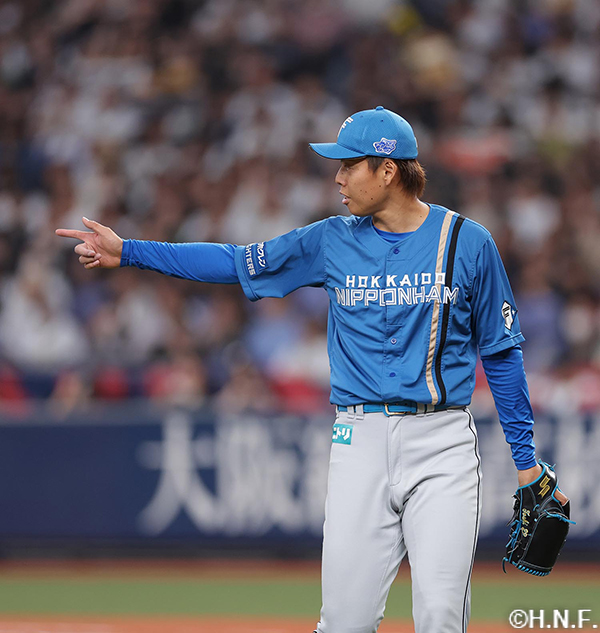 7回裏を抑えた杉浦投手