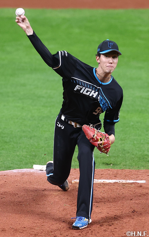 先発の福島投手03