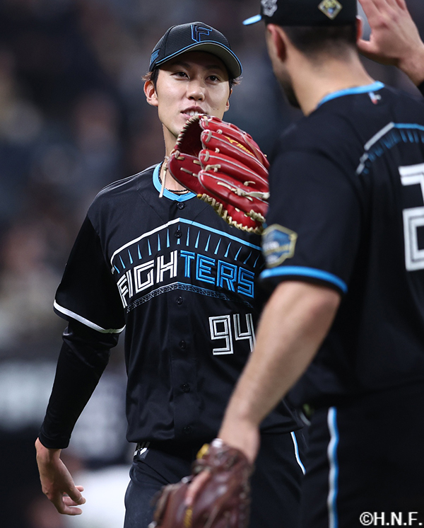 5回表を抑えた福島投手