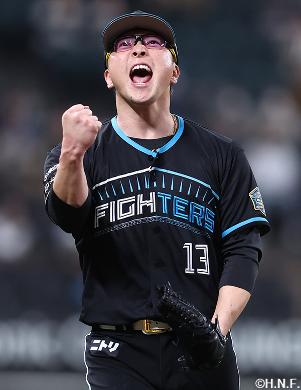 12回、九番手の生田目投手